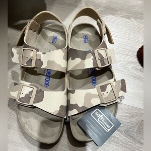 Birkenstock Beige and Brown Sandals